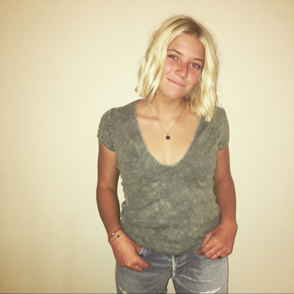 Free people ribbed V-neck tee